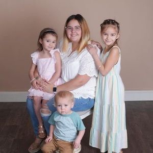 Meet your Posher, Emily